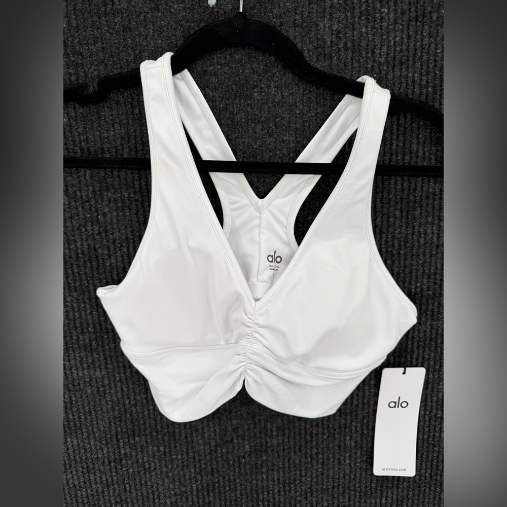 NWT Alo Yoga Wild Thing Bra White Small